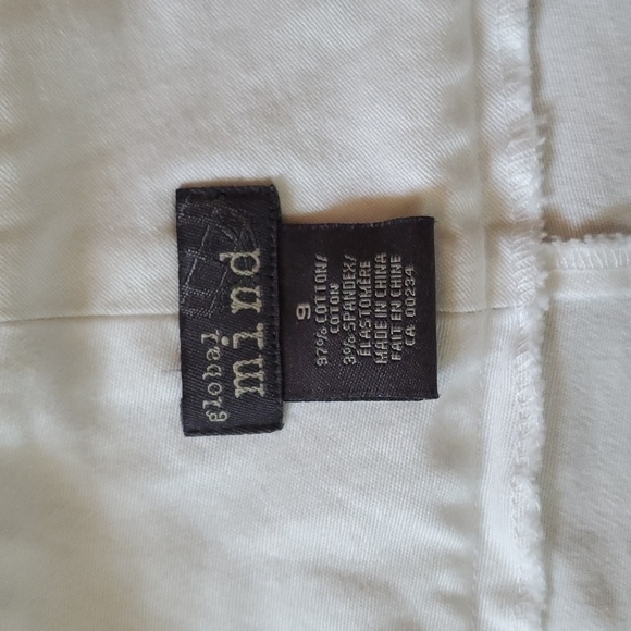 Global Mind Vintage White Aztec Faux Gem Mid Rise Stretch Jeans Size 9 - Picture 3 of 14